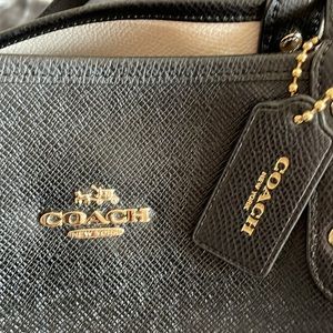 Coach black Tote with inside pouch